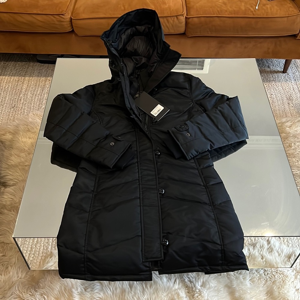 BRAND NEW / NEVER WORN CANADA GOOSE LORETTE PARKA - PERFORMANCE SATIN - XS